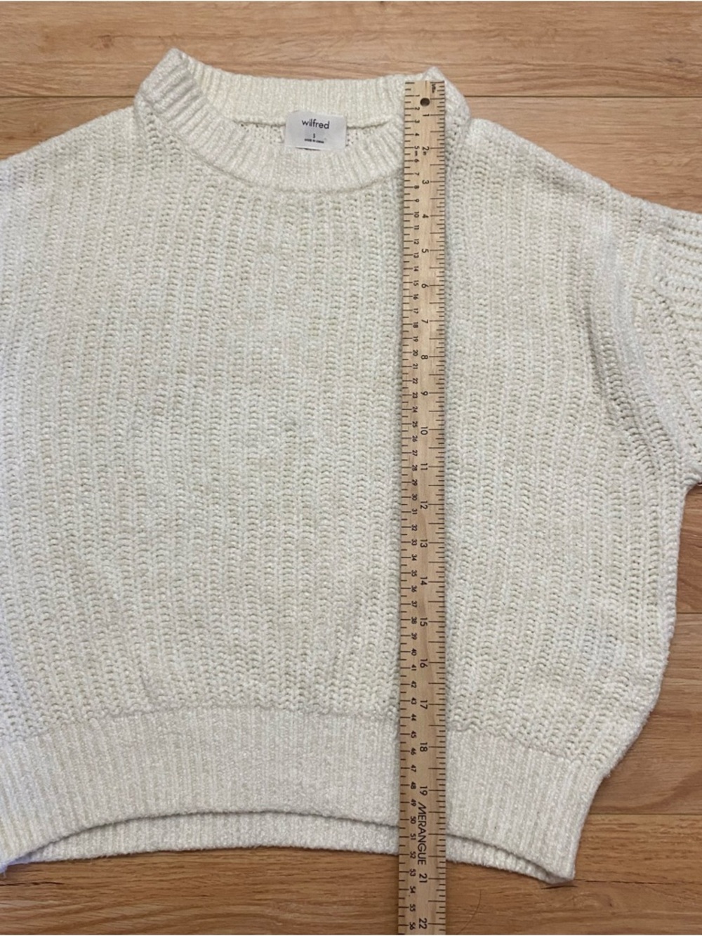 Aritzia Wilfred Essential Chenille Crewneck Sweater - Picture 9 of 16